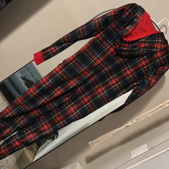 XMAS ONESIE - Picture 4 of 4